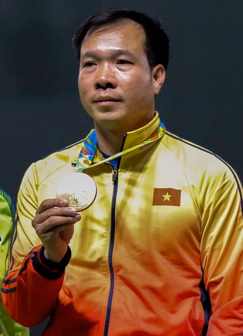 hoang_xuan_vinh.jpg
