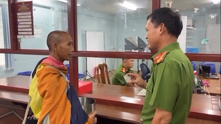 su thich minh tue nhan can cuoc cong dan tai cong an tinh gia lai hinh 1
