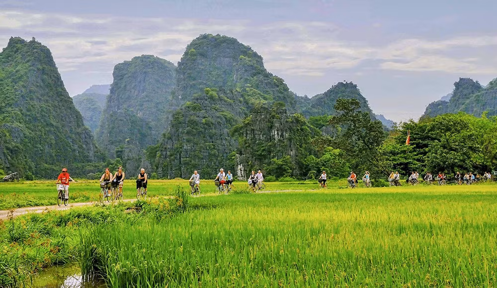 truyen thong quoc te neu 4 trai nghiem thu vi nhat dinh phai thu khi du lich viet nam hinh 2