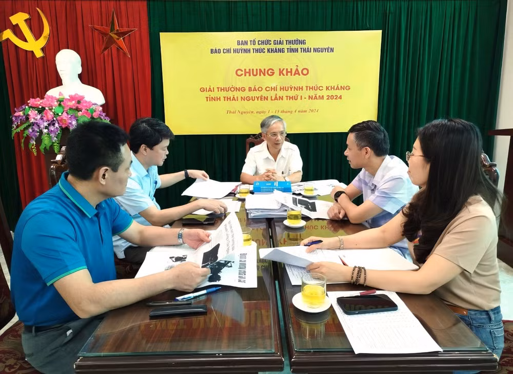 37 tac pham doat giai thuong bao chi huynh thuc khang tinh thai nguyen lan thu i nam 2024 hinh 1