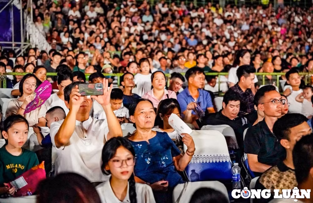 an tuong dem be mac tuan le festival nghe thuat quoc te hue 2024 hinh 5