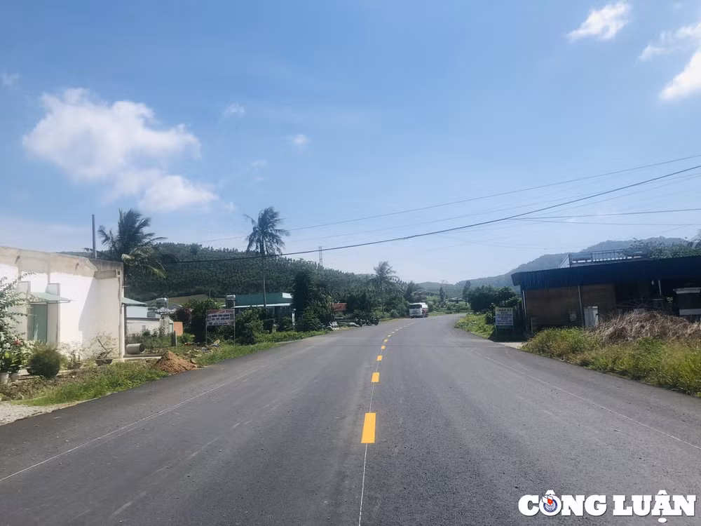 gia lai thi cong quoc lo 19 lam hang chuc nha dan bi nut toac hinh 1