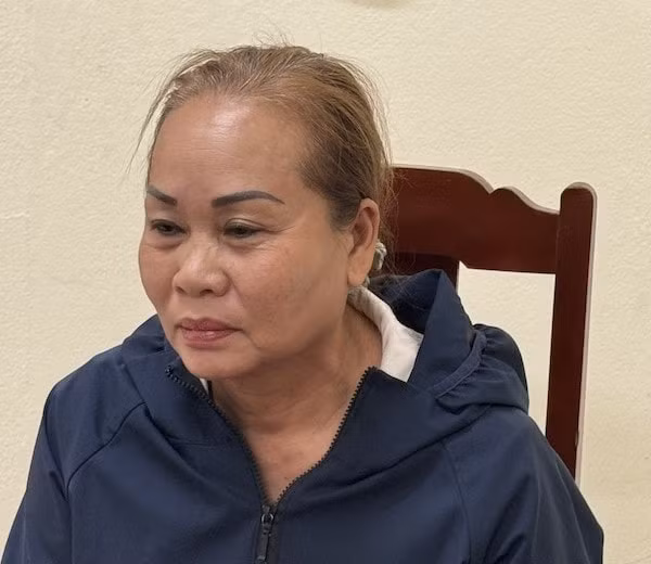 bat giu nguoi phu nu thay ten doi ho tron truy na suot 27 nam hinh 1