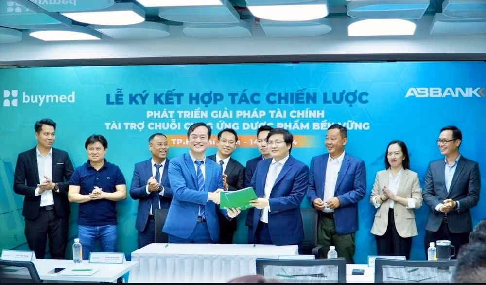 buymed va abbank hop tac chien luoc trien khai phat trien giai phap tai chinh tai tro chuoi cung ung duoc pham ben vung hinh 1