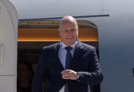 thu tuong new zealand phai di nho may bay do chuyen co gap su co hinh 1