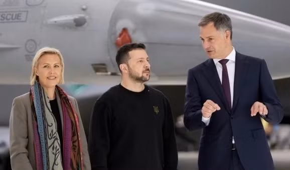 ukraine co the cat giu tiem kich f 16 o nuoc ngoai de tranh bi tan cong hinh 1