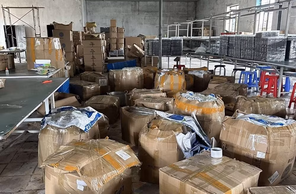 triet pha kho thuoc la dien tu nhap lau so luong lon nhat tu truoc den nay hinh 1