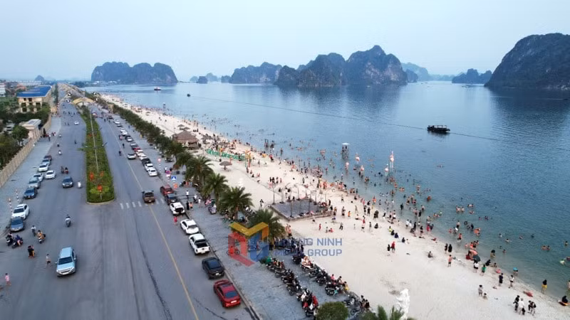 nguoi dang quang hoa hau du lich viet nam 2024 se nhan thuong 300 trieu dong hinh 1