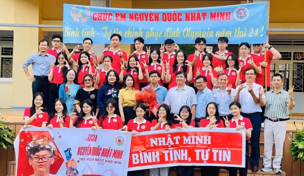 nam sinh dau tien mang cau truyen hinh olympia ve gia lai hinh 5
