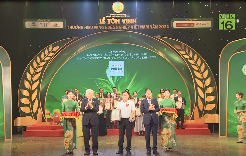 npk phu my 20 10 10te thuong hieu vang nong nghiep viet nam nam 2024 hinh 1