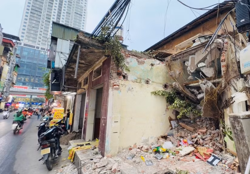 hau het nguoi dan chap hanh ban giao mat bang mo rong pho nguyen tuan hinh 1