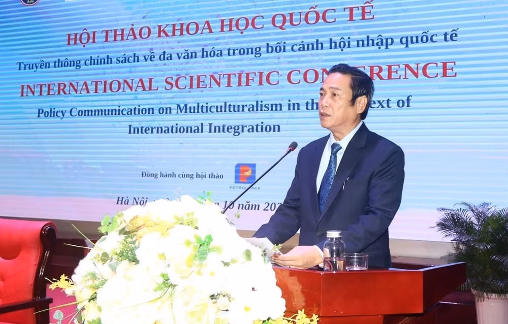 nang cao hieu qua truyen thong chinh sach ve da van hoa thoi ky hoi nhap quoc te hinh 3