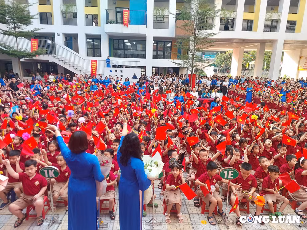 de tieng anh thanh ngon ngu thu 2 trong truong hoc can chien luoc tong the dai hoi hinh 1