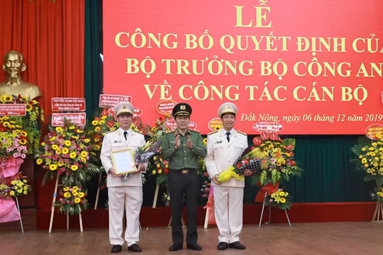 Bộ Công an Công bố quyết định điều động, bổ nhiệm Giám đốc Công an tỉnh Đắk Lắk và Đắk Nông