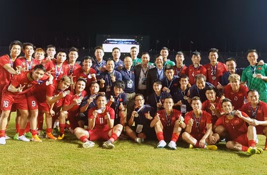 King's Cup 2019: Việt Nam giành ngôi Á quân