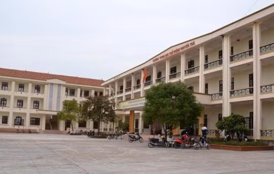 Quảng Ninh: Trường THPT Tiên Yên vẫn là trường công lập