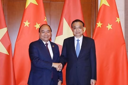Thủ tướng Nguyễn Xuân Phúc hội đàm với Thủ tướng Quốc vụ viện Trung Quốc