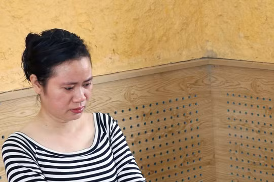 Khởi tố “tú bà” chuyên môi giới mại dâm cho "dân bay"