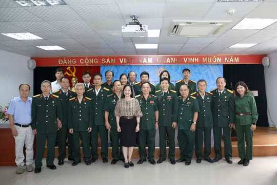 Gương mẫu, bản lĩnh, xứng đáng là bộ đội cụ Hồ