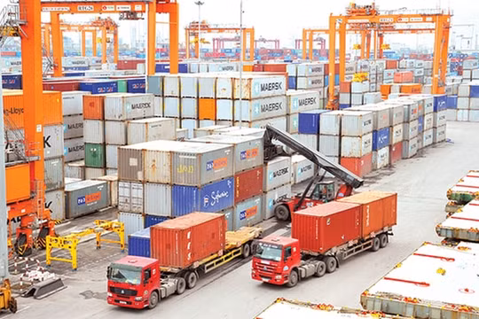 16 mặt hàng đạt giá trị xuất khẩu trên 1 tỷ USD trong 4 tháng