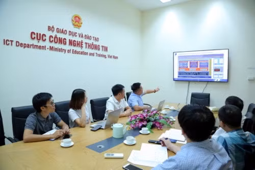 Ngành giáo dục tiến tới sử dụng chữ ký số, chuyển học bạ sang dữ liệu điện tử