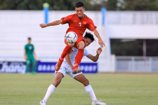 Đội tuyển U15 Việt Nam có chiến thắng đầu tiên