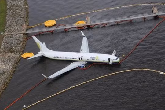 Bắt đầu điều tra nguyên do rơi máy bay tại Florida