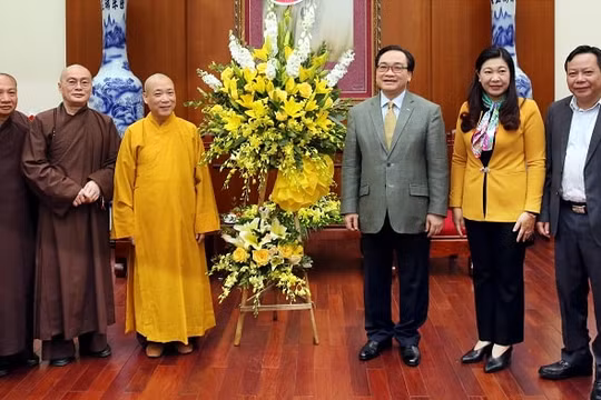 Giáo hội Phật giáo Việt Nam TP Hà Nội chúc Tết Lãnh đạo Thành phố