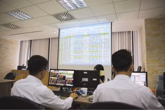 Sôi động thị trường trái phiếu doanh nghiệp
