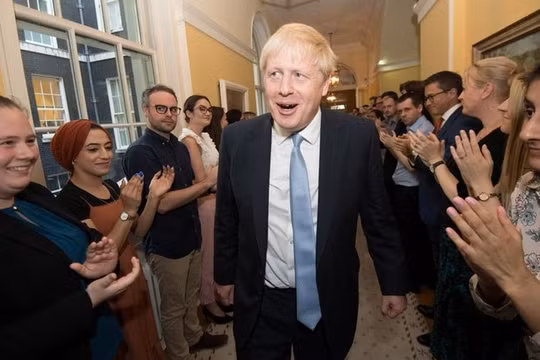 Thủ tướng Anh Boris Johnson hứa mang về một thỏa thuận Brexit táo bạo