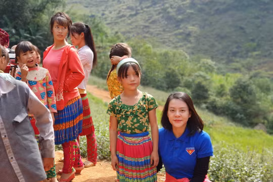 Chung tay, góp sức vì một tương lai tươi sáng cho trẻ em
