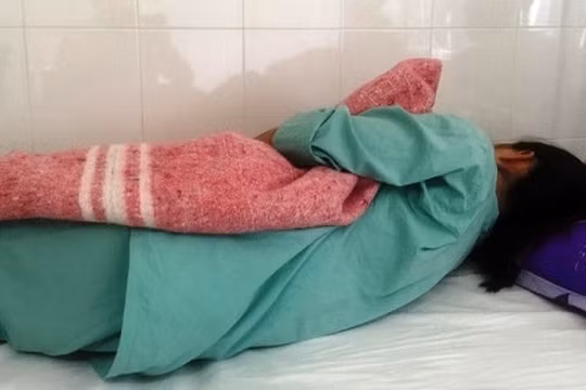 Huế: Đình chỉ công tác 1 bác sỹ nghi gạ tình, đánh đập nữ sinh thực tập