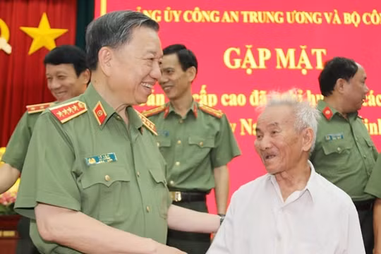 Bộ trưởng Tô Lâm gặp mặt cán bộ Công an cấp cao đã nghỉ hưu tại các tỉnh, thành Tây Nam bộ