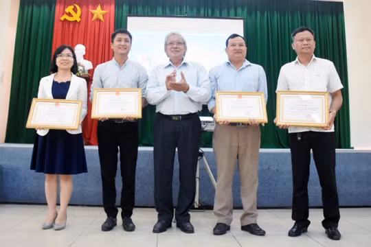 22 tác phẩm xuất sắc được trao giải báo chí Sương Nguyệt Anh 2019