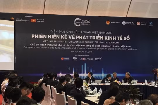 Những vấn đề "nóng" tại Diễn đàn Kinh tế tư nhân Việt Nam 2019