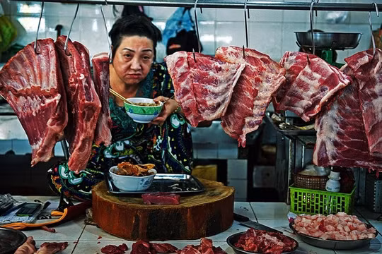 Tác phẩm của phóng viên Việt Nam đoạt giải ba ảnh quốc tế ở Anh