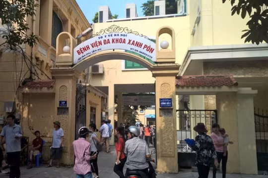 Bệnh viện đa khoa Xanh Pôn lên tiếng về việc cắt đôi que thử nhanh viêm gan B và HIV