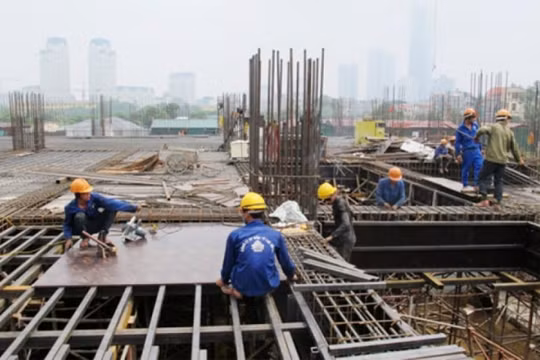 Doanh nghiệp ngành xây dựng nợ gần 300 tỷ đồng tiền thuế, phí