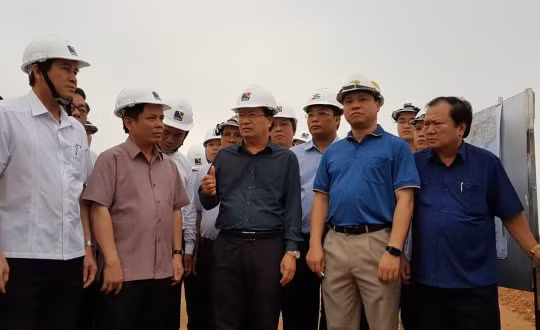 Rà soát để tháo gỡ về thể chế đối với các công trình, dự án trọng điểm ngành giao thông vận tải
