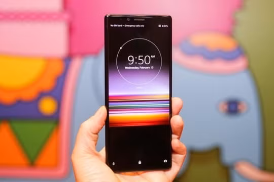 Thiết kê Sony Xperia 2 được xác nhận qua hình ảnh ốp lưng bị rò rỉ