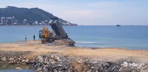 Yêu cầu kiểm tra dự án Cụm dịch vụ Hòn Ngưu lấn biển làm thủy cung