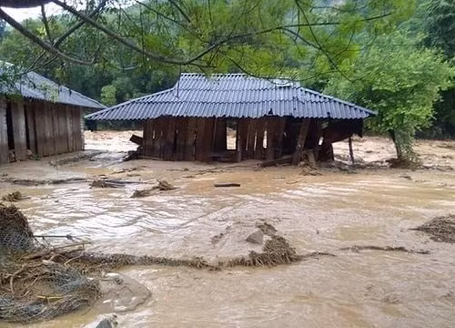 Quan Sơn (Thanh Hóa): 13 người mất tích do lũ quét