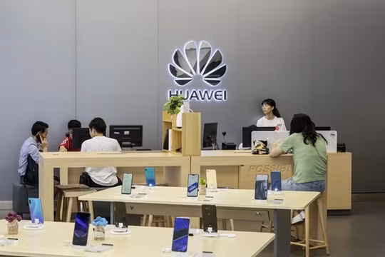 Huawei cam kết hoàn tiền nếu điện thoại không dùng được Facebook, Google,..