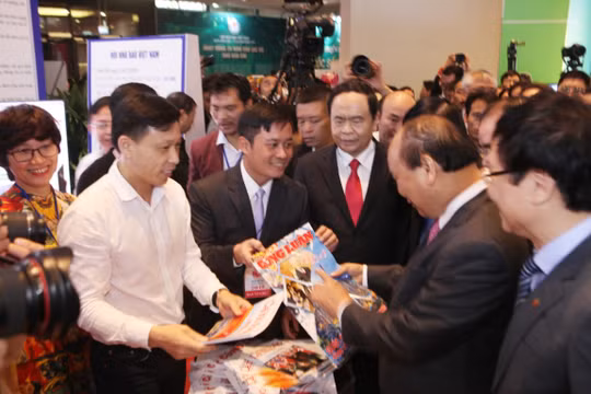 Ngày Hội báo nhân lên trách nhiệm của người cầm bút