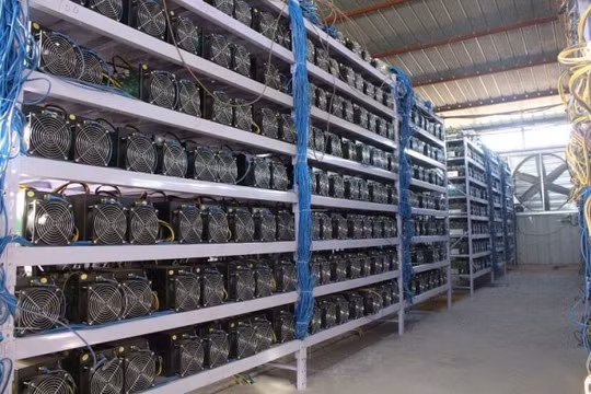 4.000 máy đào tiền số bị thu giữ tại Trung Quốc vì "câu trộm" điện
