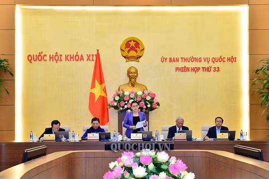 Chủ tịch Quốc hội phát biểu khai mạc Phiên họp thứ 33 của Ủy ban Thường vụ Quốc hội