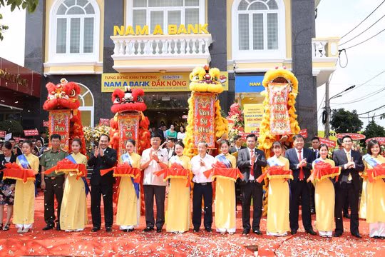 Nam A Bank khai trương liên tiếp hai chi nhánh mới tại Đắk Nông và Long An