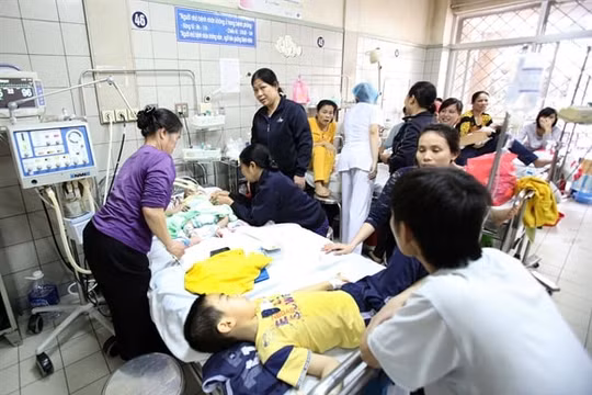 Sở Y tế TP. HCM yêu cầu không thu phí dịch vụ phục vụ người nhà bệnh nhân