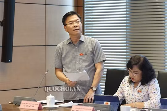 Quốc hội thảo luận về “giảm biên chế” ở HĐND cấp tỉnh, cấp huyện