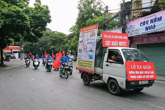Hà Nội: Đẩy mạnh công tác phòng chống sốt xuất huyết đến toàn dân